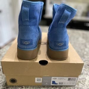 Ugg Kristen boots size 9.5
